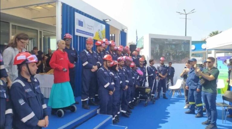 Στη τελική ευθεία η εθνική αλλοίωση στην Ελλάς μας.