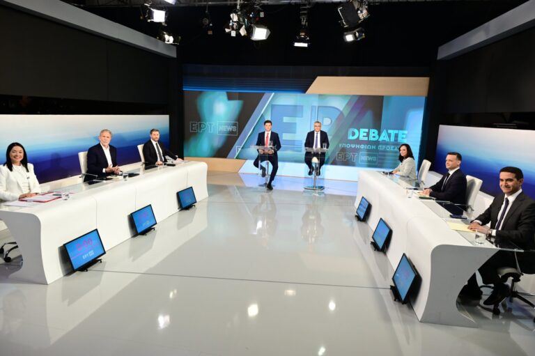 ΠΑΣΟΚ: Ο Εξαγνισμός του από τα ΜΜΕ για να ξεχάσουμε ότι διέλυσε τη χώρα