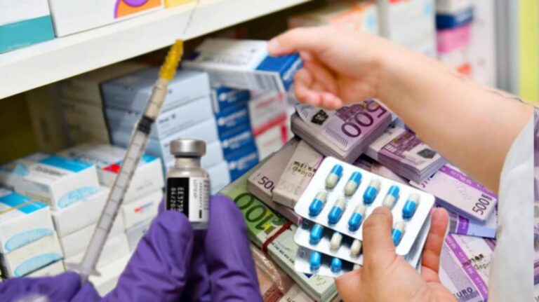 Σε ακόμη μεγαλύτερα κέρδη προσβλέπουν με Τραμπ οι φαρμακοβιομηχανίες