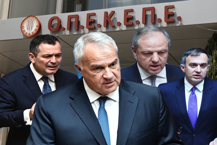 Ξέπλυμα ευθυνών οι παραιτήσεις υπουργών και υφυπουργών.